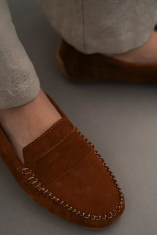 CARAMEL SUEDE LEATHER LOAFERS