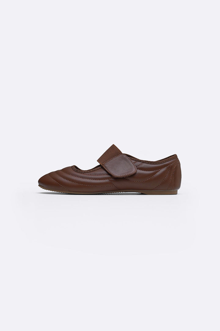 TAN TRAVEL SNEAKERINA