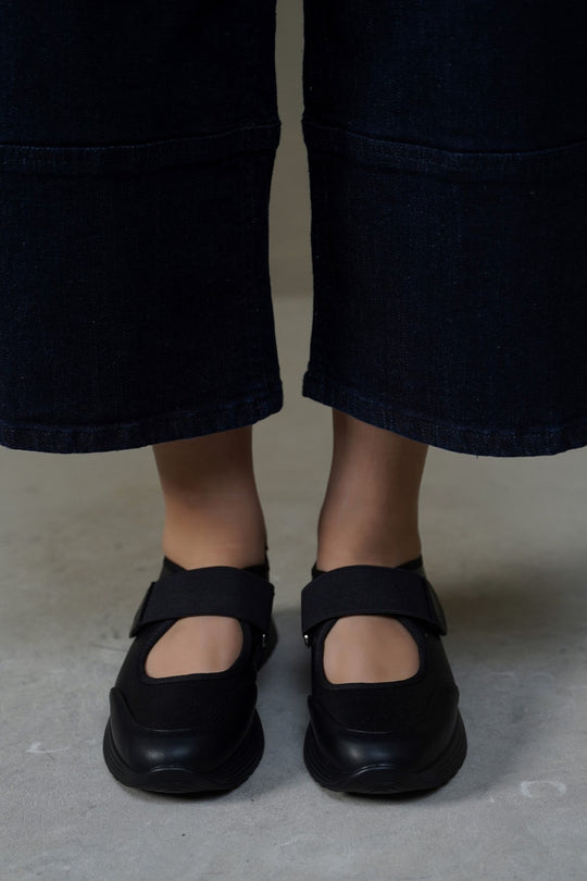 BLACK EASY PLATFORM SNEAKERS
