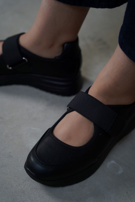 BLACK EASY PLATFORM SNEAKERS