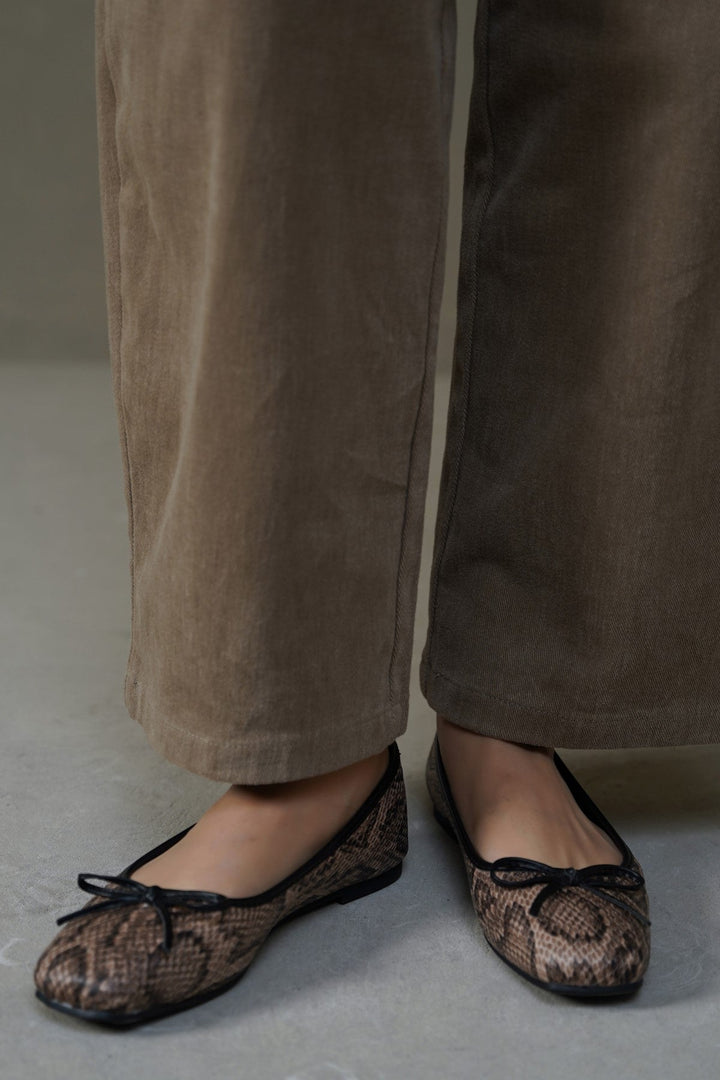 BEIGE VIPER BOW PUMPS