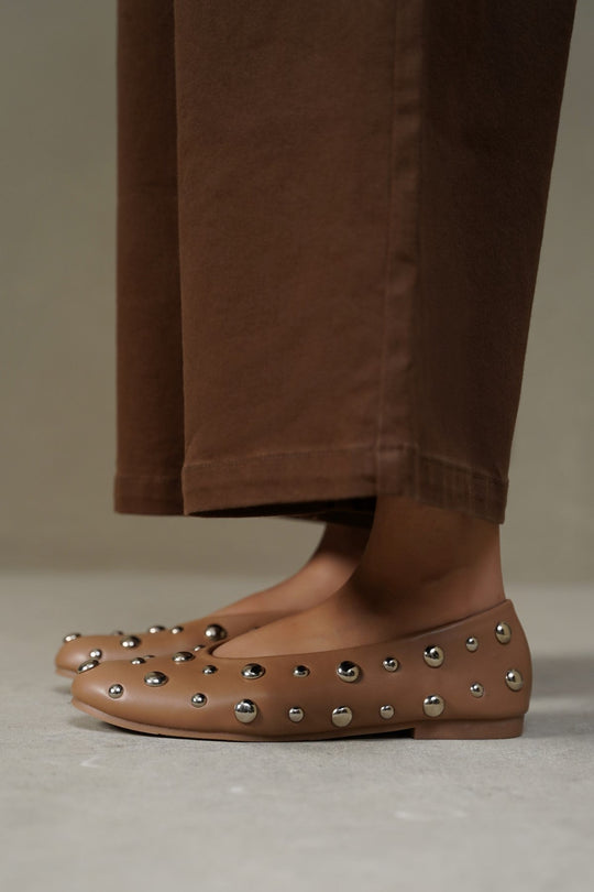 TAUPE STUDDED STREET PUMPS