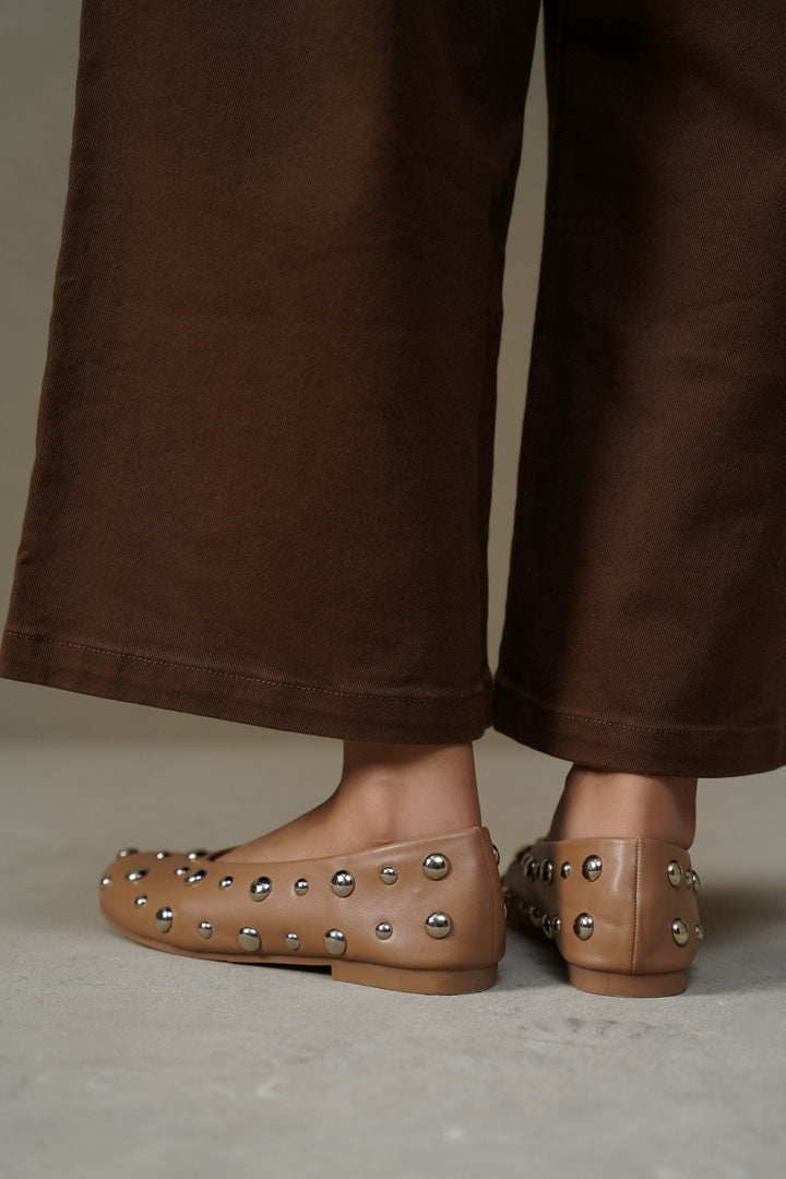 TAUPE STUDDED STREET PUMPS