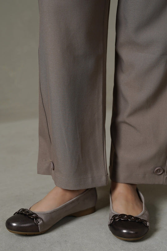 TAUPE TOE-CAP MAMA PUMPS