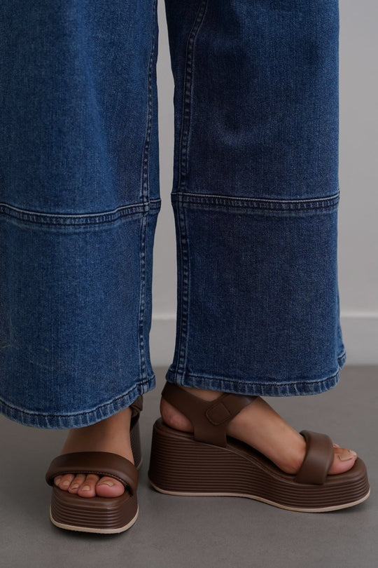 COFFEE HOLIDAY MAMA SANDALS