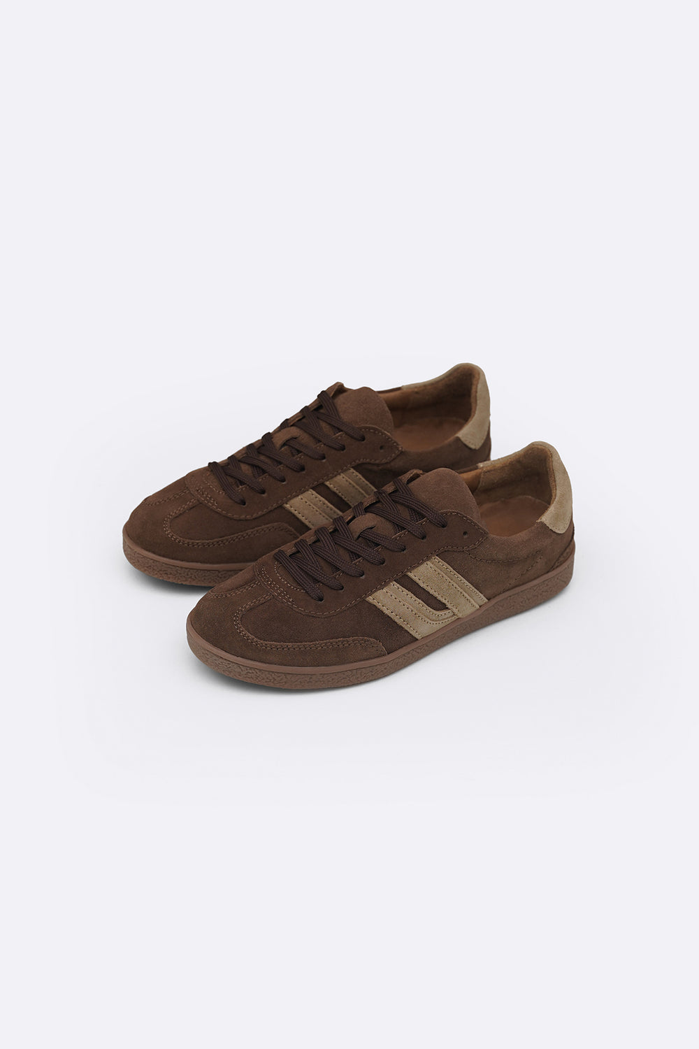 BROWN SUEDE ESSENTIAL SNEAKERS