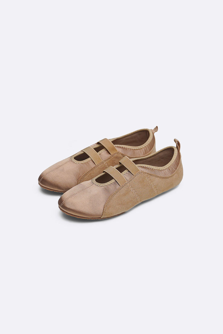 TAUPE SATIN SNEAKERINA