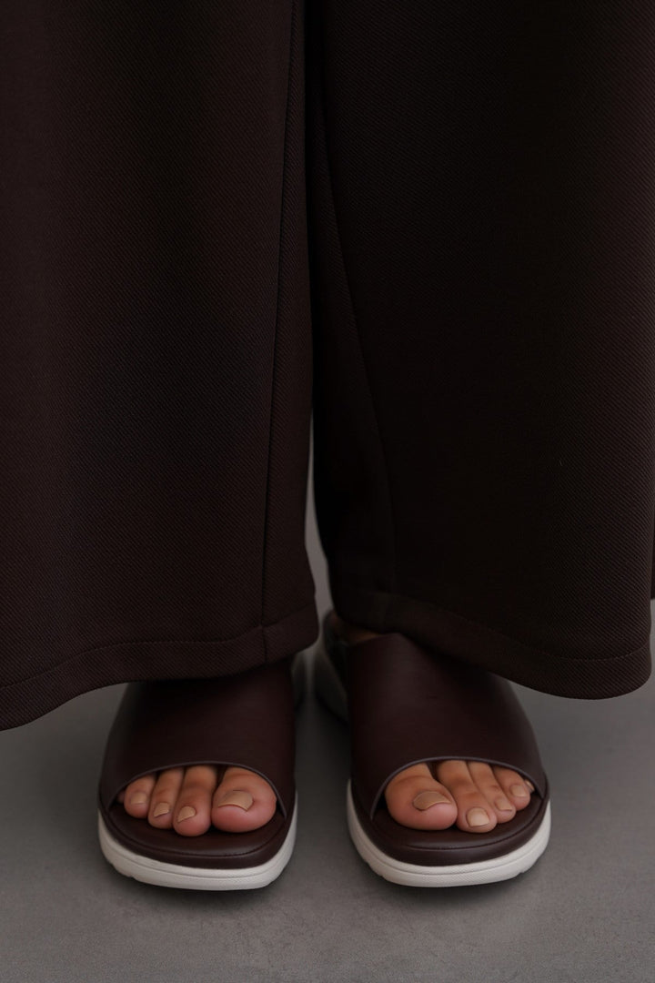 BURGUNDY RETREAT MAMA SLIDES