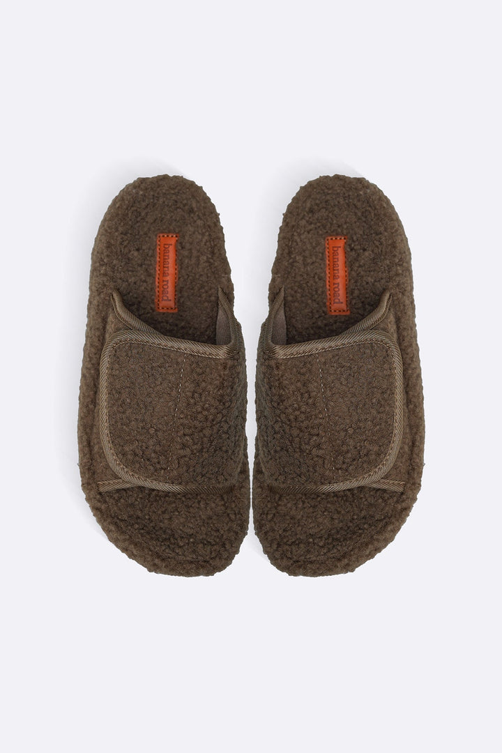 KHAKI TEDDY FUR SLIDES