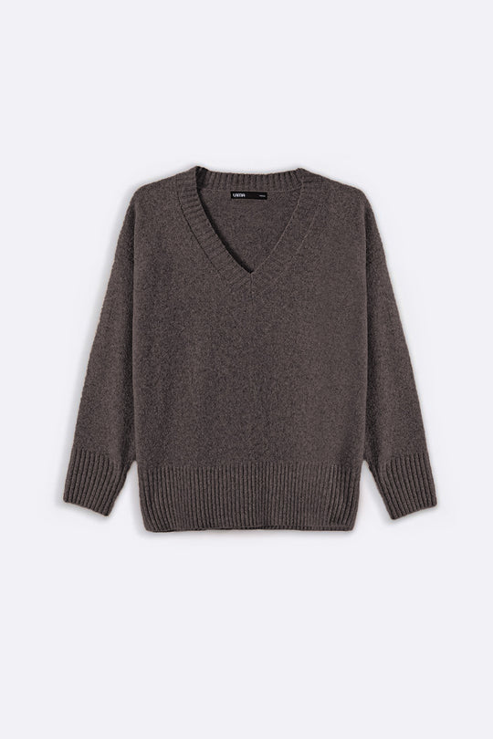BROWN CLASSIC V-NECK JUMPER