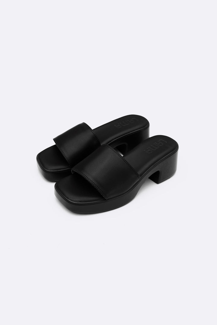 SOFT BLOCK HEELS